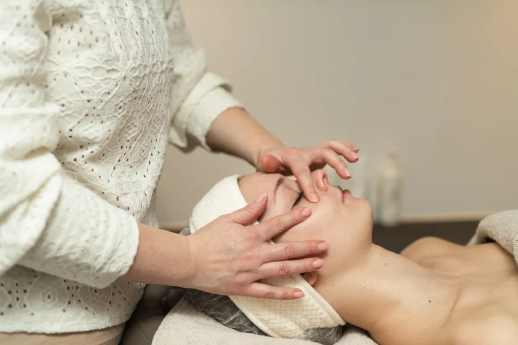 Gezichtsbehandeling bij Dessa Skin